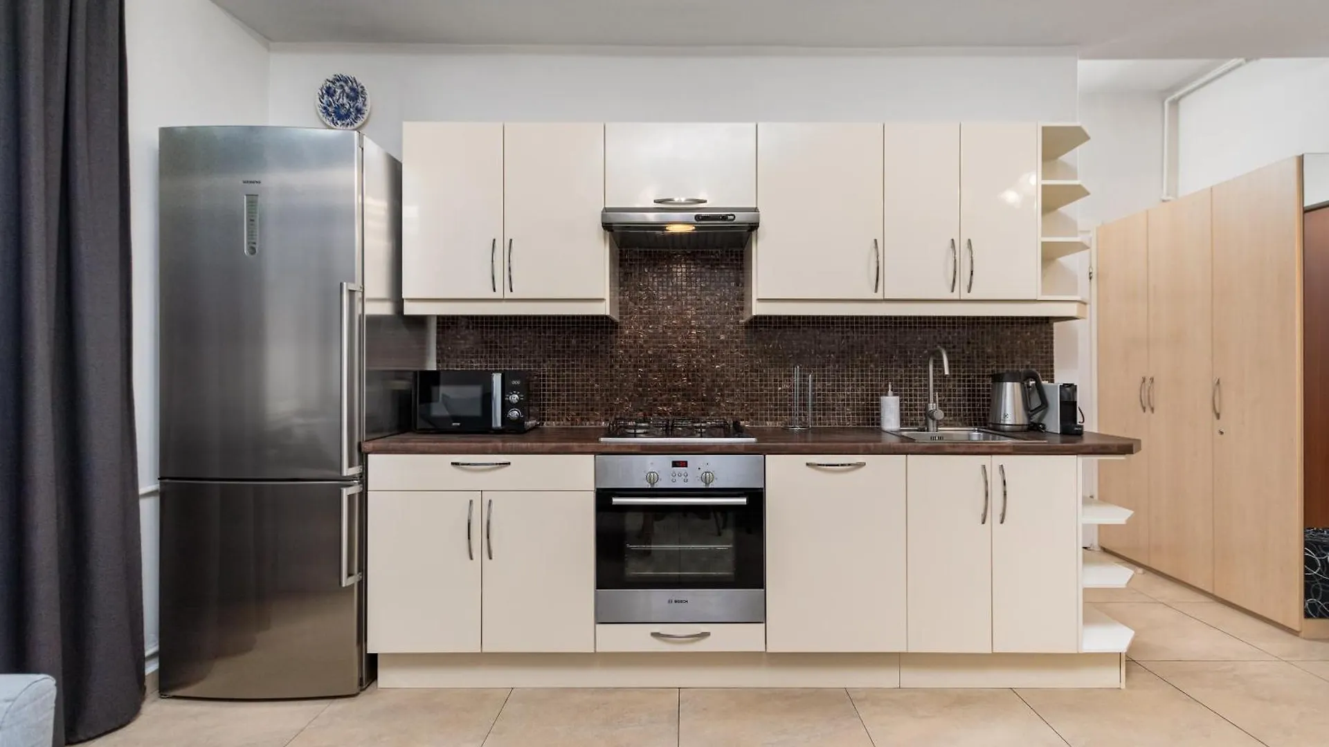 Apartamenty Wawa Centrum By Your Freedom contacts